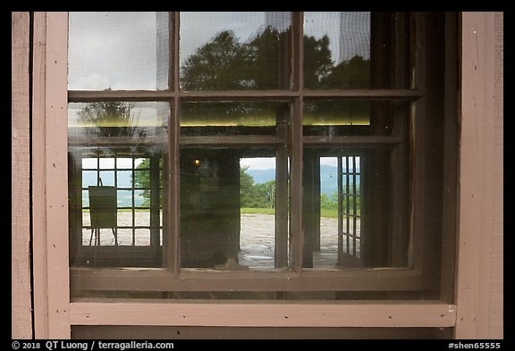 Window reflexion, Dickey Ridge Visitor Center. Shenandoah National Park (color)