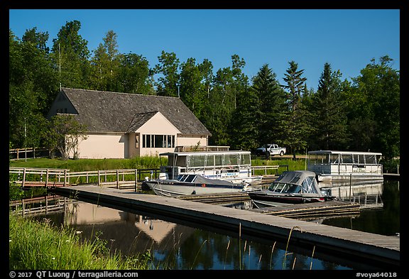 Kabetogama visitor center. Voyageurs National Park (color)