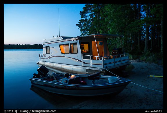 Motorboat and houseboat at dusk, Houseboat Island. Voyageurs National Park (color)