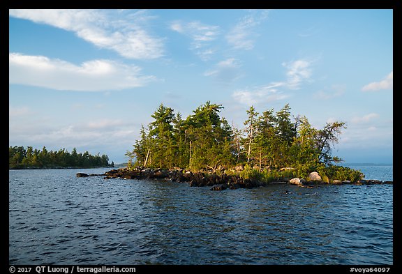 Islet, Rainy Lake. Voyageurs National Park (color)