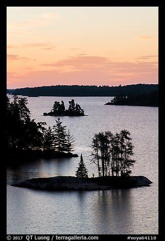 Islets and trees from above, Anderson Bay, sunrise. Voyageurs National Park (color)