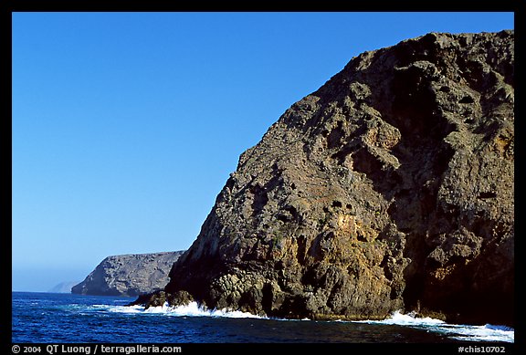 Sea cliffs, Santa Cruz Island. Channel Islands National Park, California, USA.