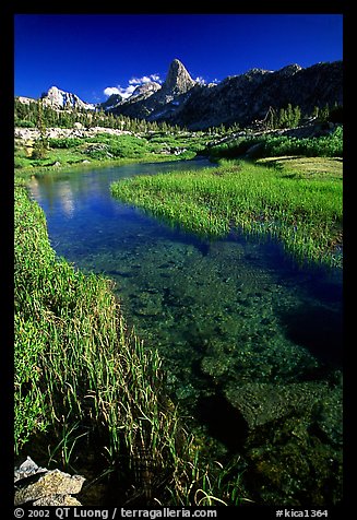 Stream and Finn Dome. Kings Canyon National Park, California, USA.