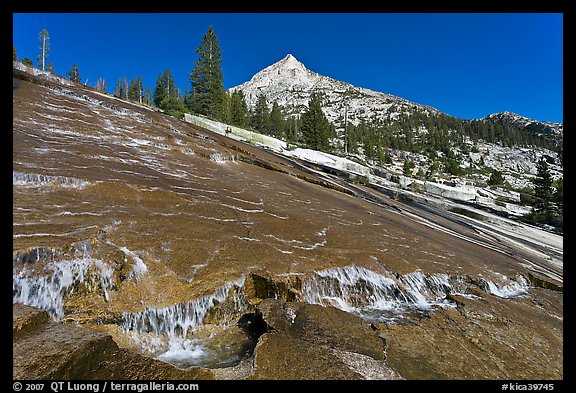 Creek flowing over granite slab, Le Conte Canyon. Kings Canyon National Park (color)