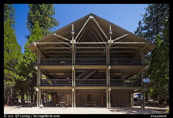 Cedar Grove Lodge. Kings Canyon National Park (color)