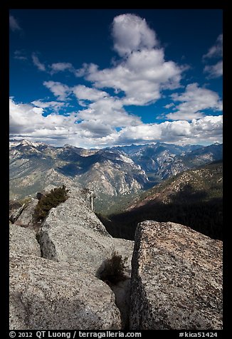 Summit blocks of Lookout Peak and Cedar Grove. Kings Canyon National Park (color)