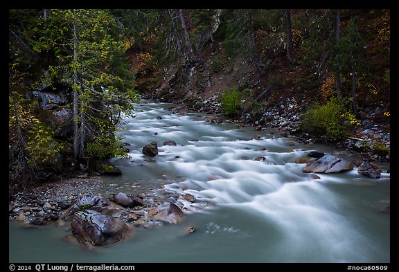 Agnes Creek, Glacier Peak Wilderness.  (color)