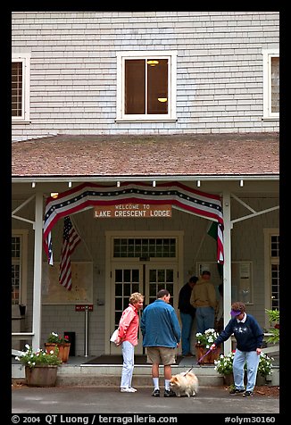 Crescent Lake Lodge Entrance. Olympic National Park, Washington, USA.