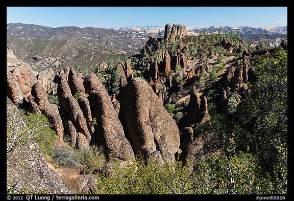 Monolith and colonnades. Pinnacles National Park, California, USA.