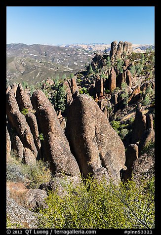Igneous rock pinnacles and spires. Pinnacles National Park, California, USA.