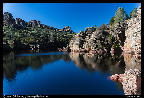 Early morning reflections, Bear Gulch Reservoir. Pinnacles National Park, California, USA.