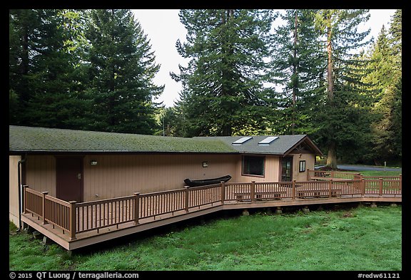 Hiouchi Information center. Redwood National Park (color)