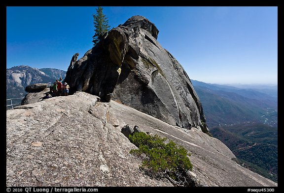 Moro Rock with hikers on path. Sequoia National Park, California, USA.