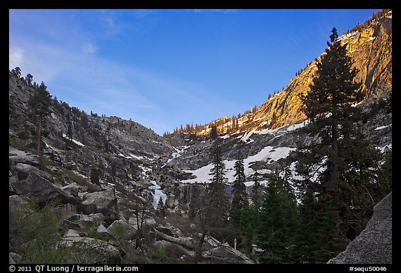 Alpine cirque, Marble Fork of the Kaweah River. Sequoia National Park, California, USA.