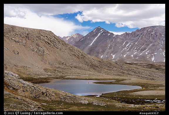 Alpine Lake, Tyndall Creek. Sequoia National Park (color)