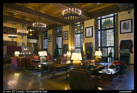 Lounge, Ahwahnee lodge. Yosemite National Park (color)