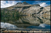 May Lake and Mt Hoffman. Yosemite National Park, California, USA.