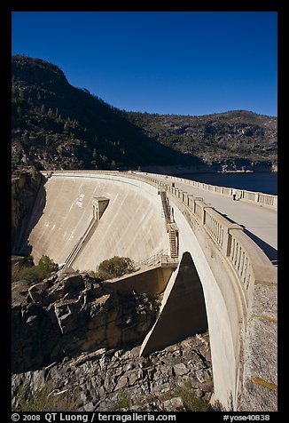 O'Shaughnessy Dam, Hetch Hetchy Valley. Yosemite National Park (color)