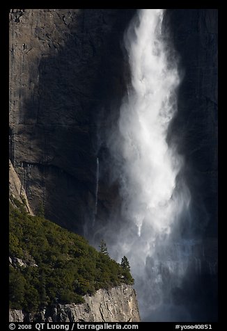 Falling water of Upper Yosemite Falls. Yosemite National Park, California, USA.