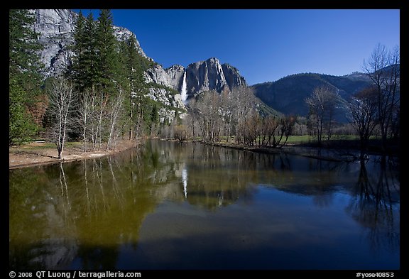 Merced River and Upper Yosemite Falls. Yosemite National Park, California, USA.