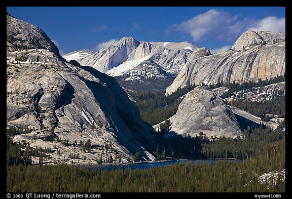 Tenaya Lake and granite domes. Yosemite National Park, California, USA.