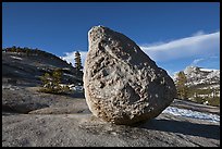 Glacial erratic on granite slabs near Olmstedt Point. Yosemite National Park, California, USA.