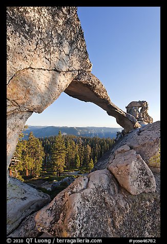 Indian Rock natural arch. Yosemite National Park (color)