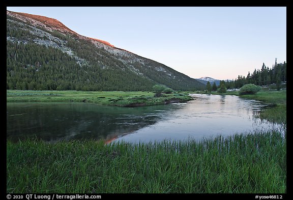 Lyell Canyon and Lyell Fork of the Tuolumne River, sunset. Yosemite National Park, California, USA.