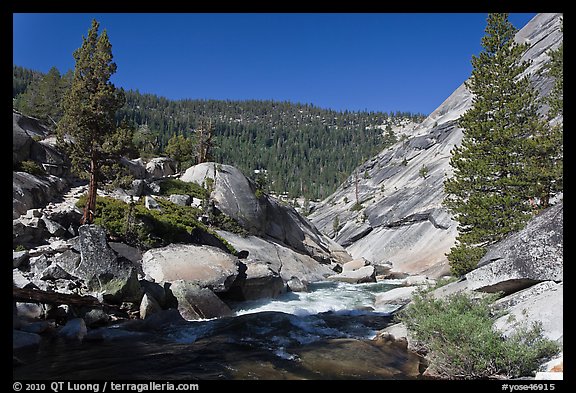 Merced River flowing over granite. Yosemite National Park, California, USA.