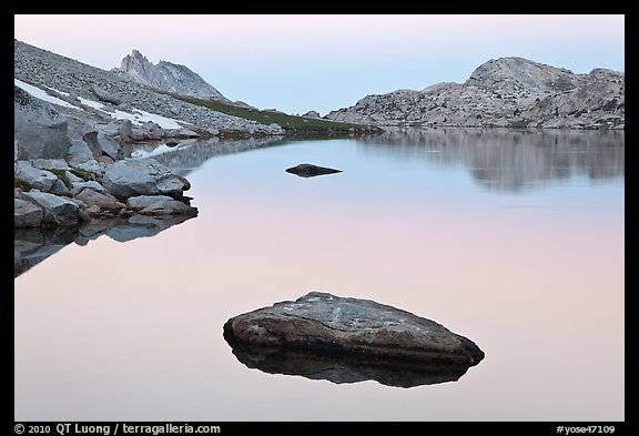 Dawn over Roosevelt Lake. Yosemite National Park, California, USA.