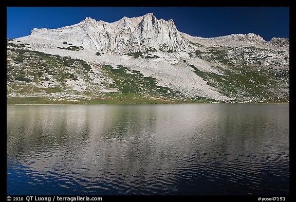 Sheep Peak and  Roosevelt Lake. Yosemite National Park, California, USA.