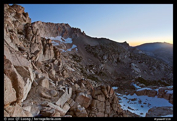 East amphitheater of Mount Conness at dawn. Yosemite National Park, California, USA.