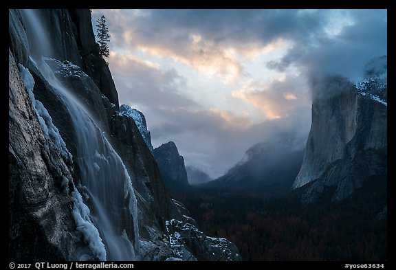 Seasonal waterfall, Yosemite Valley, El Capitan. Yosemite National Park (color)