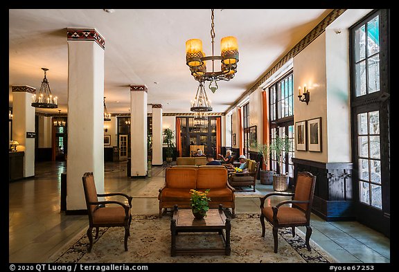 Main lobby, Ahwahnee Hotel. Yosemite National Park (color)