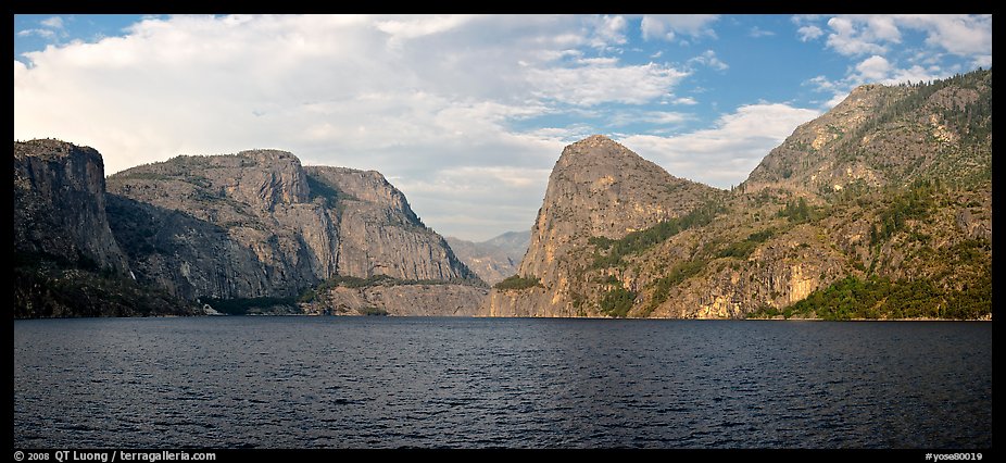 Hetch Hetchy. Yosemite National Park (color)