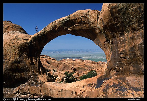 Double O Arch, afternoon. Arches National Park, Utah, USA.