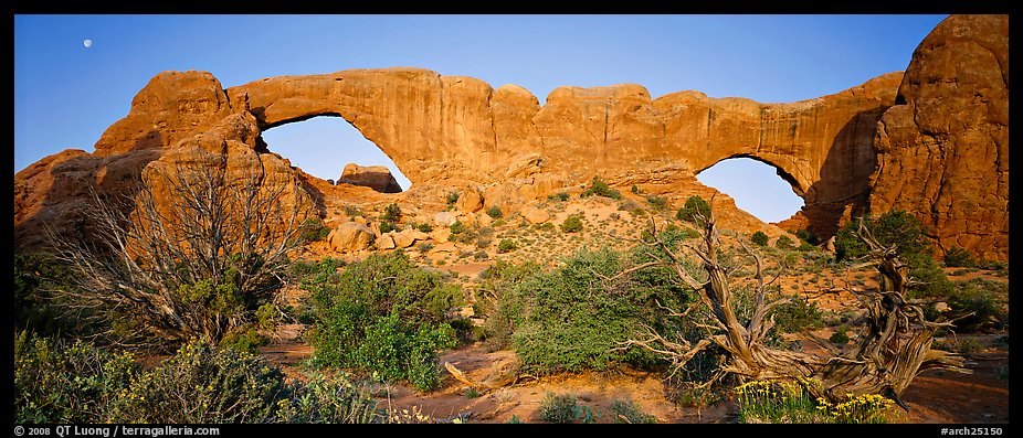 Sandstone windows. Arches National Park (color)