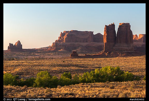 Courthouse Wash and sandstone fins. Arches National Park, Utah, USA.