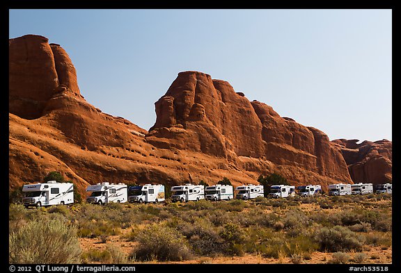 RVs parked at Devils Garden trailhead. Arches National Park, Utah, USA.