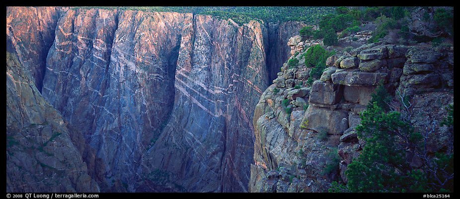 Canyon walls with crystaline striations. Black Canyon of the Gunnison National Park (color)