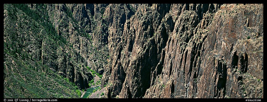 Spires and vertical rock walls. Black Canyon of the Gunnison National Park (color)
