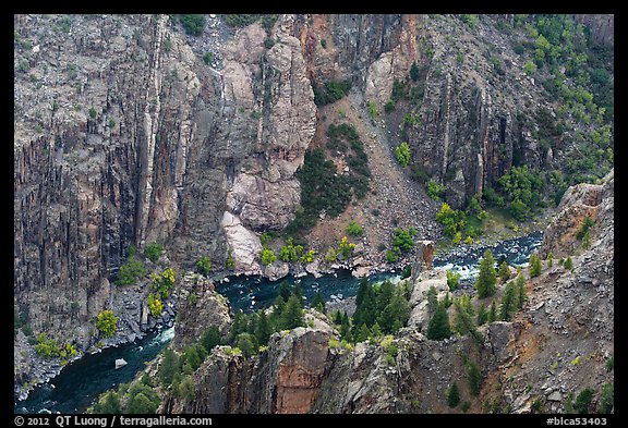 Gunnison River in autumn from above. Black Canyon of the Gunnison National Park (color)