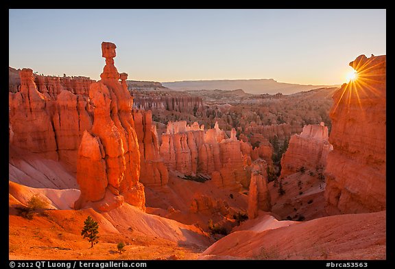 Thor Hammer and rising sun. Bryce Canyon National Park, Utah, USA.