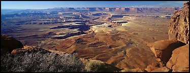 Canyon scenery, Island in the Sky. Canyonlands National Park, Utah, USA.