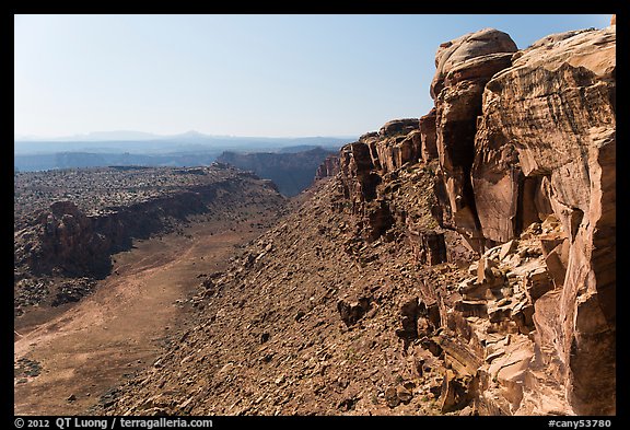 Cliffs and Surprise Valley, Maze District. Canyonlands National Park, Utah, USA.