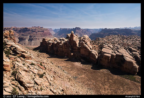 Surprise Valley, Maze District. Canyonlands National Park (color)