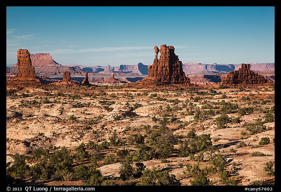 Land of Standing rocks, Maze District. Canyonlands National Park (color)