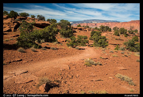 Trail near Sunset Point. Capitol Reef National Park, Utah, USA.