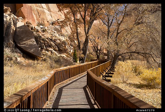 Boardwalk. Capitol Reef National Park (color)