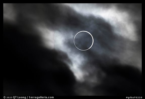 Sun and clouds, end of annularity, eclipse of Oct 14, 2023. Great Basin National Park (color)